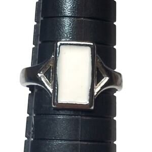 Silver Tone White Enamel Rectangle Unsigned Sz 7.5 Minimalist Basic